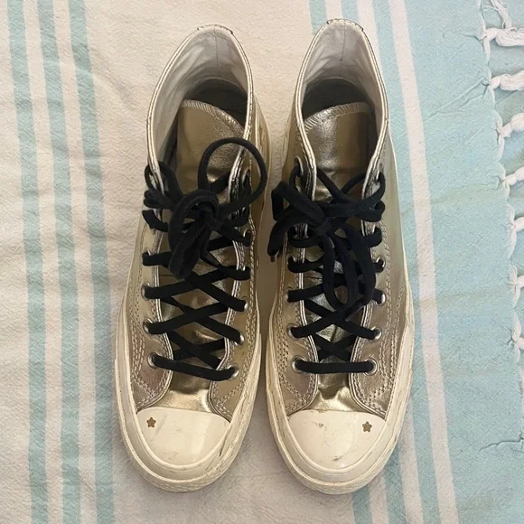 GOLD Converse RARE Metallic High Top Sneakers with Black Laces - Picture 6 of 9